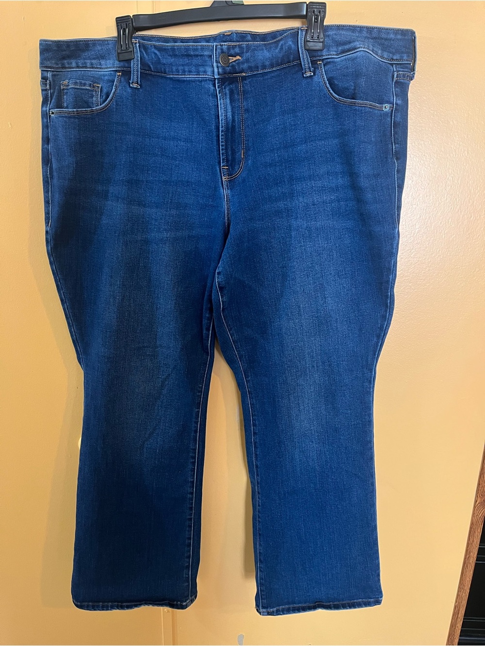 Old Navy Women's Kicker Boot Cut Jeans Dark Blue Denim 22 Plus Short Like New